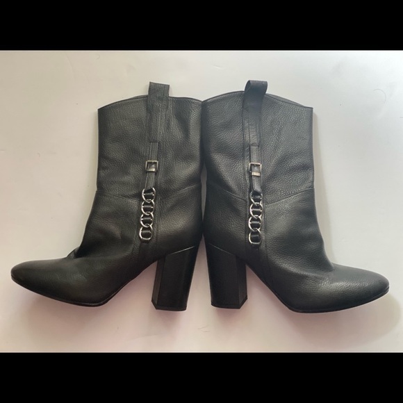 ⭐️HP⭐️ Napoleon Italian Leather Boots- size 7 - Picture 2 of 6